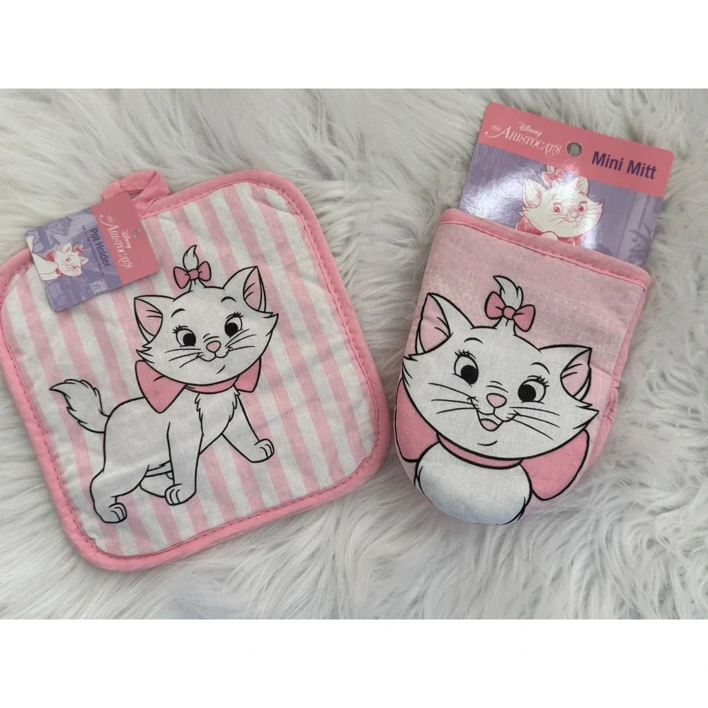 Disney The Aristocats Marie Pot Holder and Mini Oven Mitt Set Pink White NEW